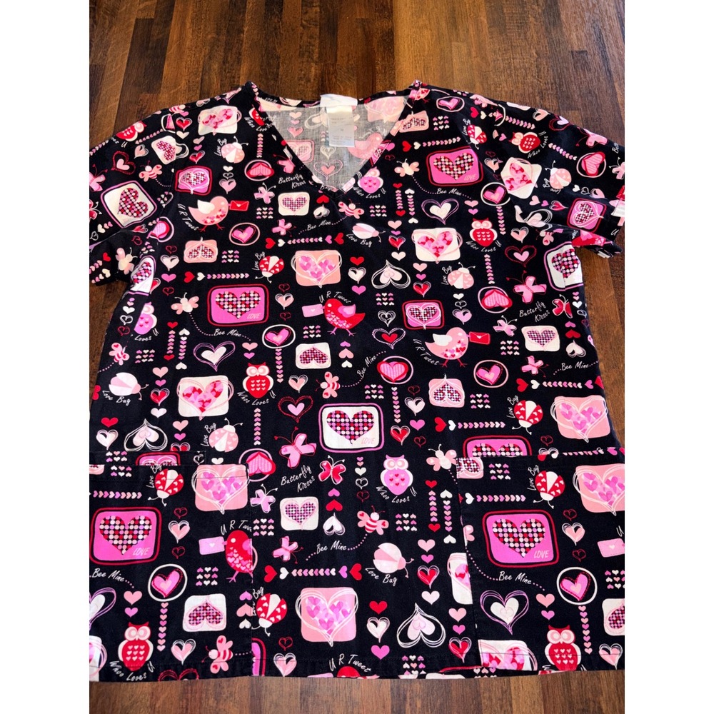 SB Scrubs Valentines Day Heart Owl Bird Print Scrub Top Black Pink Medium